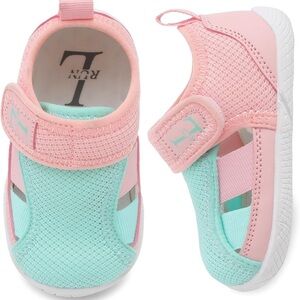 Trendy Kids Water Shoes in Pink and Aqua